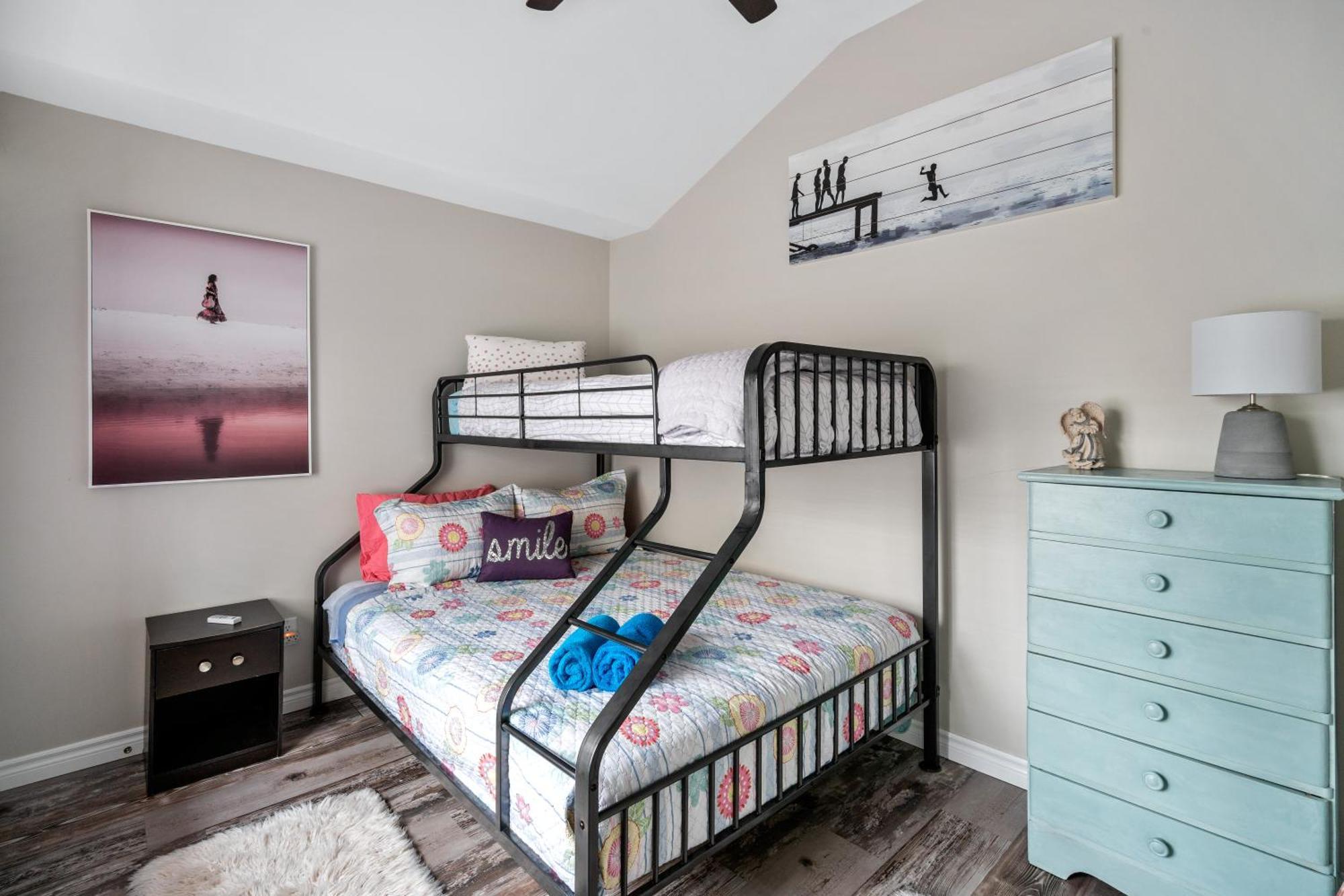 Sandy Cove Cottage Crystal Beach Bagian luar foto